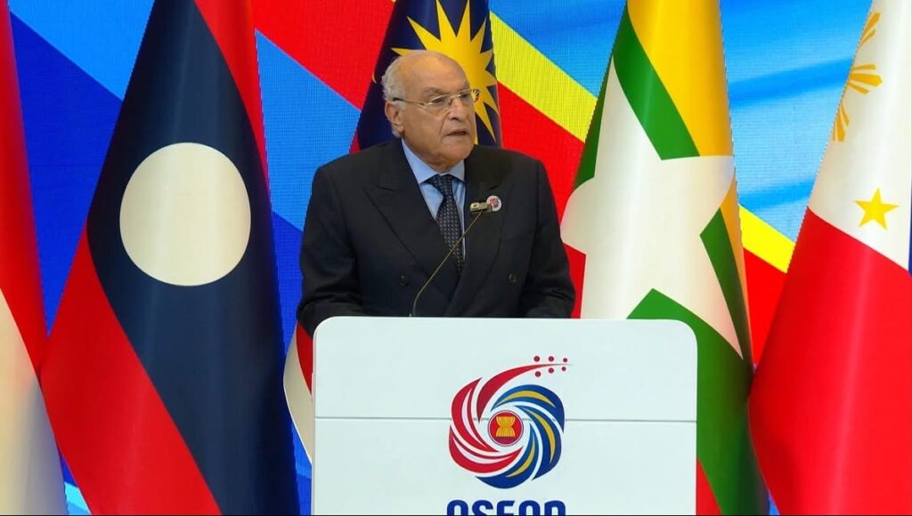 Ahmed Attaf in ASEAN