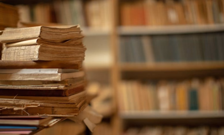 نظام وقف الكتب، وآثاره فـي بعض مناحي الحياة الدينية والعلمية بالمغرب 17 Old books