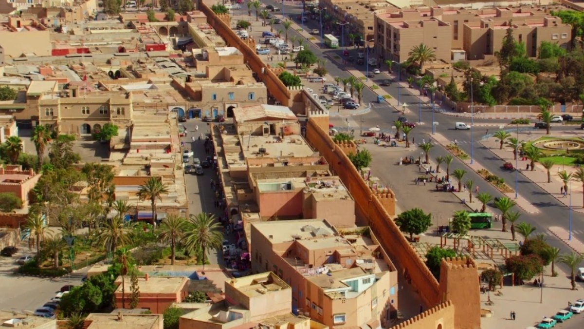 كلميم المغربية …عاصمة القوافل وجسر العبور إلى عمق الصحراء 4 DC